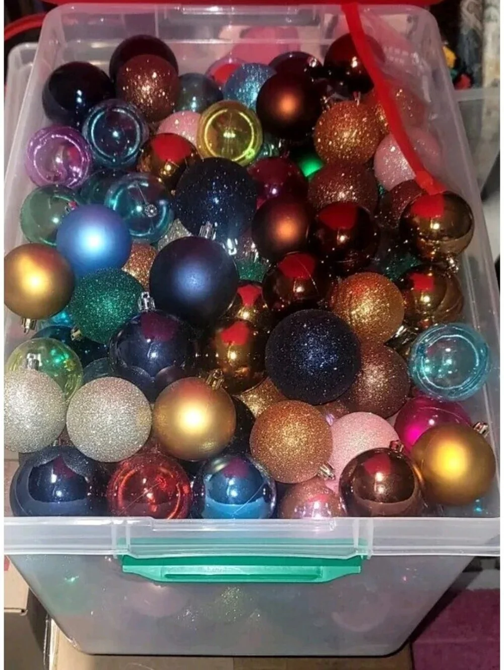 WONDERSHOP LOT OF 250+ MULTICOLOR GLITTER &  TRANSPARENT TREE ORNAMENTS PLASTIC